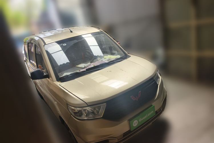 Used Wuling Hongguang V 2019 1.5L Jingqu Version China VI LAR Front Right 45 Deg