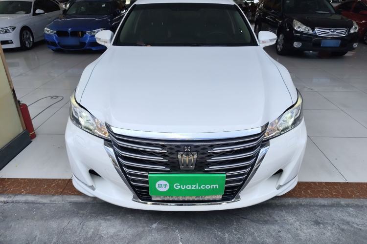 Used Toyota Crown 2015 2.0T Fashion Edition
