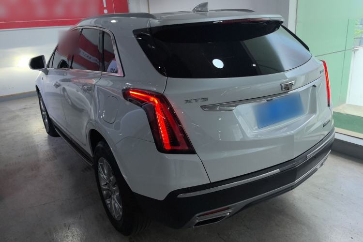 Used Cadillac XT5 2021 28T Luxury Model Rear Left 45 Deg