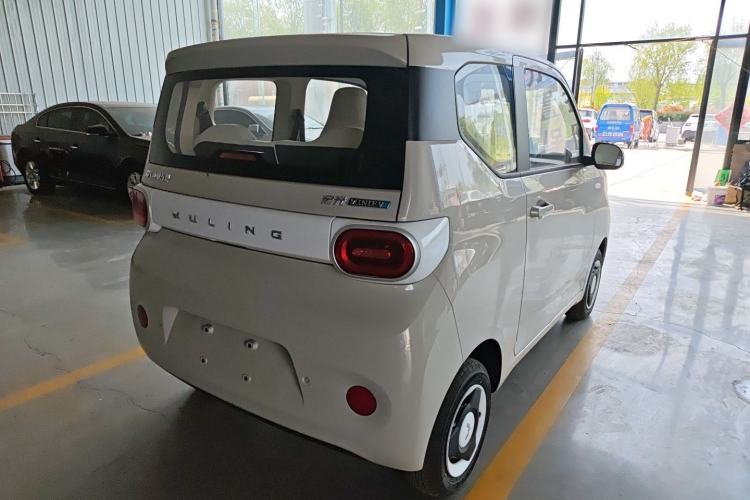 Used Wuling Hongguang MINIEV 2024 3rd Generation 215km Youth Edition Rear Right 45 Deg