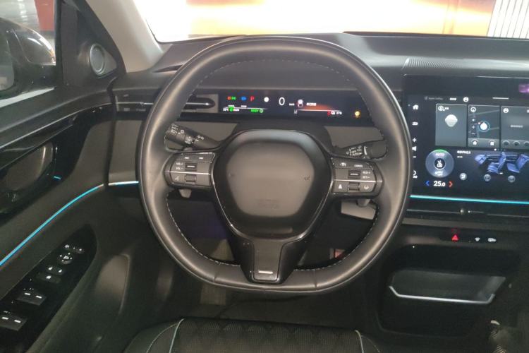 Used Honda e:NP2 2024 Advanced Edition Steering Wheel