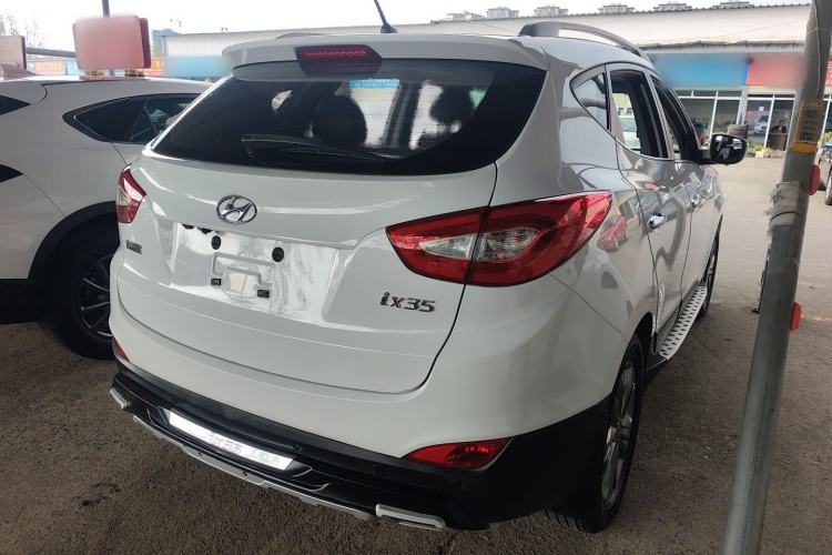 Used Hyundai ix35 2015 2.0L Automatic 2WD Smart Type China IV
