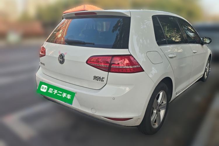 Used Volkswagen Golf 2016 230TSI Automatic Comfort Version
