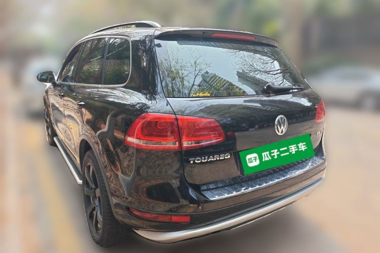 Used Volkswagen Touareg 2011 3.0 TSI Standard Version Rear Left 45 Deg