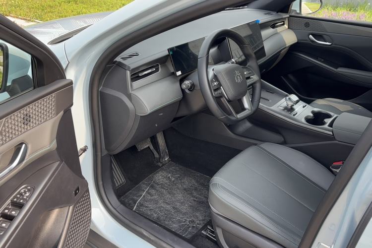 Used BYD Qin PLUS 2025 DM-i Smart Drive 120KM Superior Model
