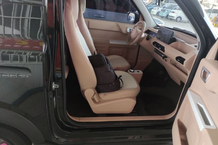 Used Geely Galaxy Panda 2024 200km Panda Kart Right Front Seat