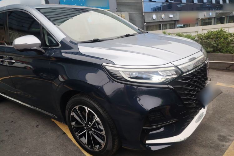 Used Roewe iMAX8 2021 400TGI Supreme Series Prestige Edition
