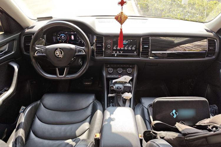 Used Skoda Kodiaq 2019 Facelifted TSI330 5-Seater Two-Wheel-Drive Luxury Enjoyment Edition China VI Standard