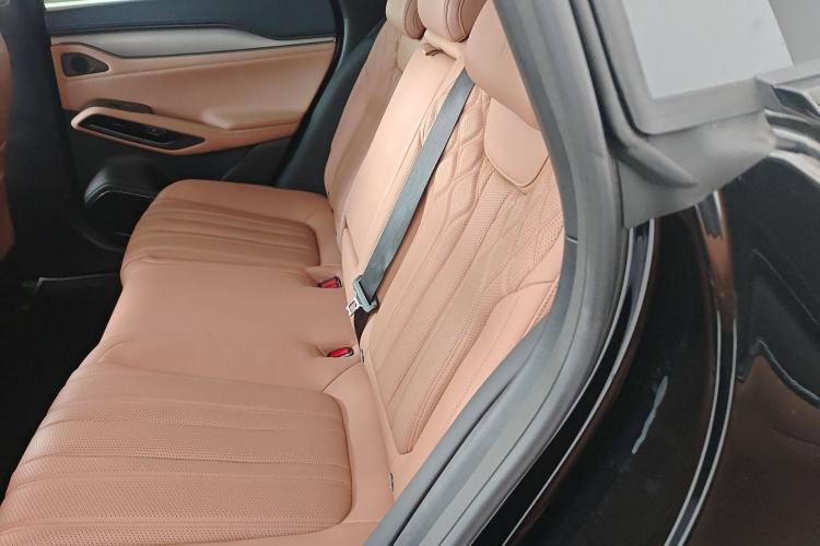 Used BYD Song L EV 2025 Intelligent Driving Version 550 km Excellence Edition Interior 1