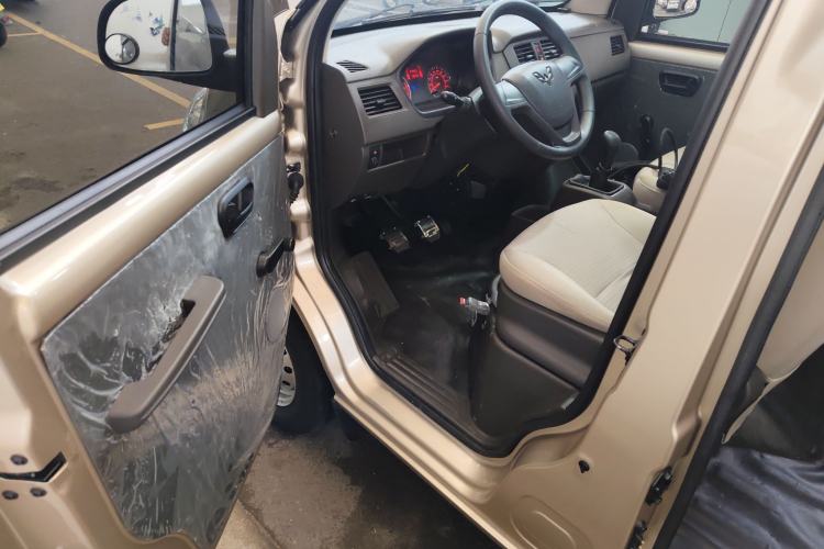 Used Wuling Rongguang S 2023 1.5L Base Version 5/7 Seats Driver Seat