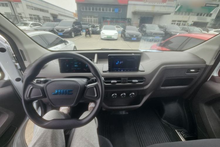 Used JMC E Fushun 2025 Model, Blind Window Version, 41.86 kWh, Short Axle, Low-roof, 3.0 tons