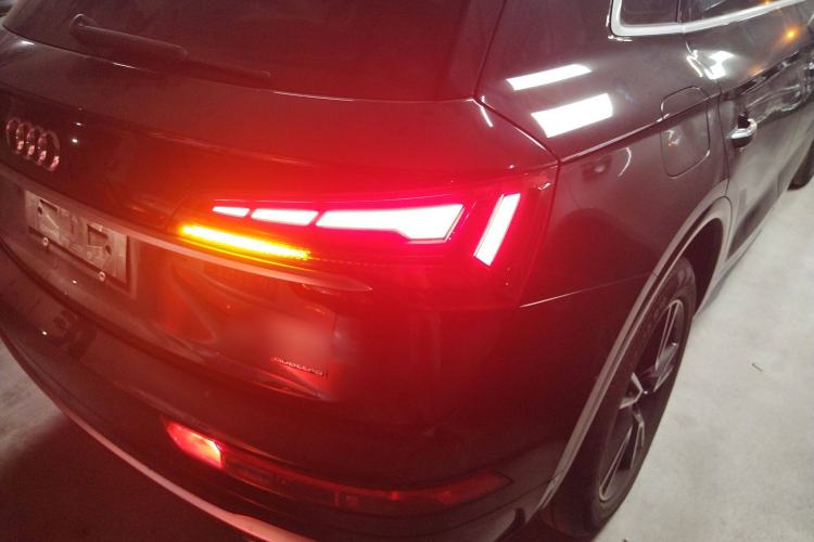 Used Audi Q5L 2022 40T Fashionable and Dynamic Model
