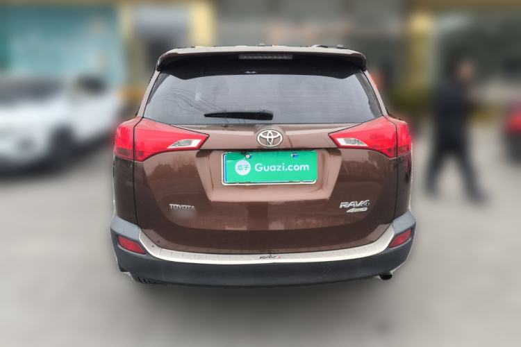 Used Toyota RAV4 2015 2.0L CVT Two-Wheel Drive Urban Edition