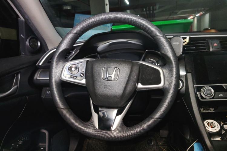 Used Honda Civic 2016 220TURBO CVT Luxury Edition
