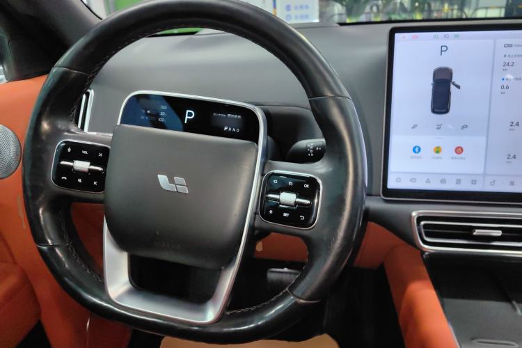 Used Li Auto L8 2023 Pro Model
