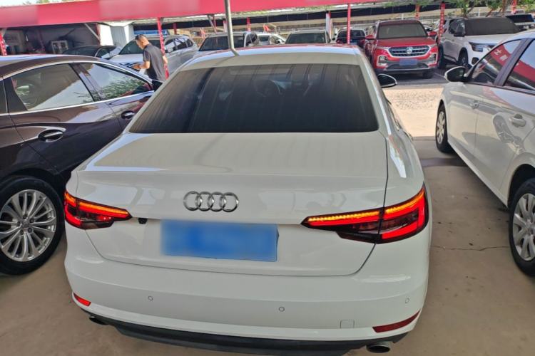 Used Audi A4L 2017 Plus 40 TFSI Ambition Model
