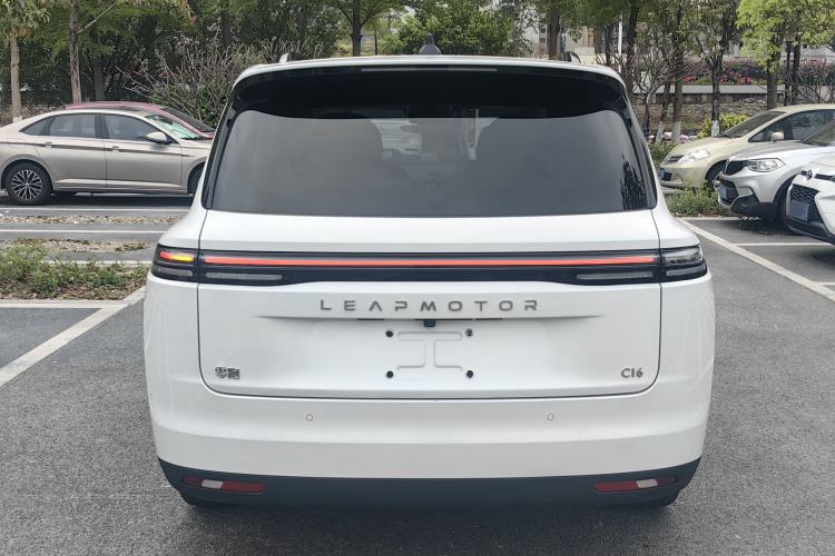 Used Leapmotor C16 2024 Pure Electric 520 Deluxe Edition