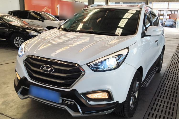 Used Hyundai ix35 2015 2.0L Automatic 2WD Smart Version China V Standard