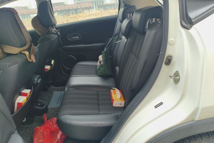 Used Honda Vezel 2015 1.8L CVT 2WD Luxury Model