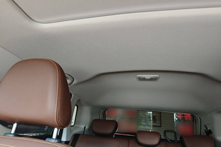 Used FAW Senya R7 2017 1.6L Manual Luxury Model