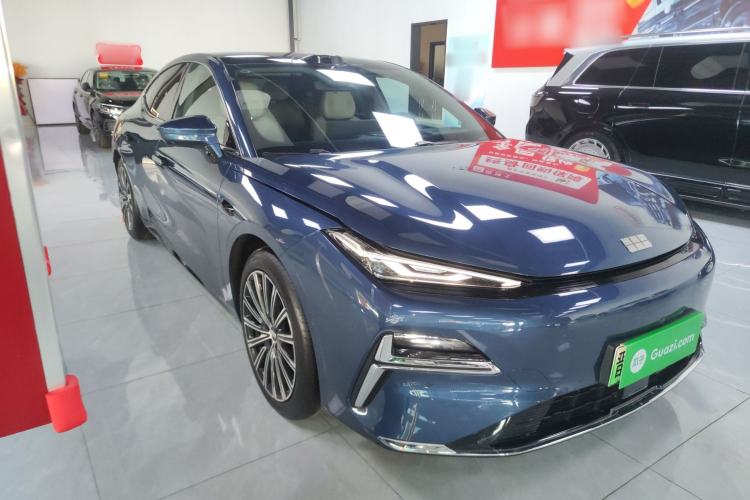 Used Geely Galaxy 8 2025 130km EM-P Starship Edition
