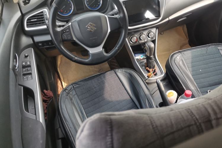 Used Suzuki S-Cross 2015 1.6L CVT Two-Wheel Drive Entry-Level Trim
