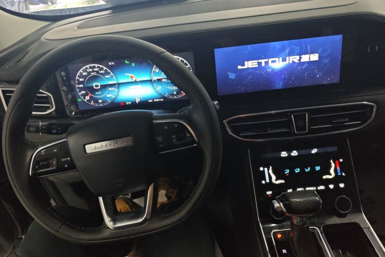 Used JETOUR X90 2021 1.6T DCT Shadow Edition 5 Seats Center Console