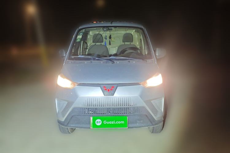 Used Wuling EV50 2021 Van Logistics Vehicle Lishen 41.6kWh Tongyu Electric Control System
