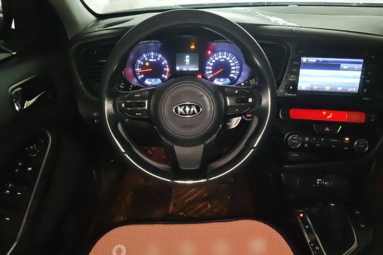 Used Kia K5 2014 2.0L Automatic PREMIUM Steering Wheel