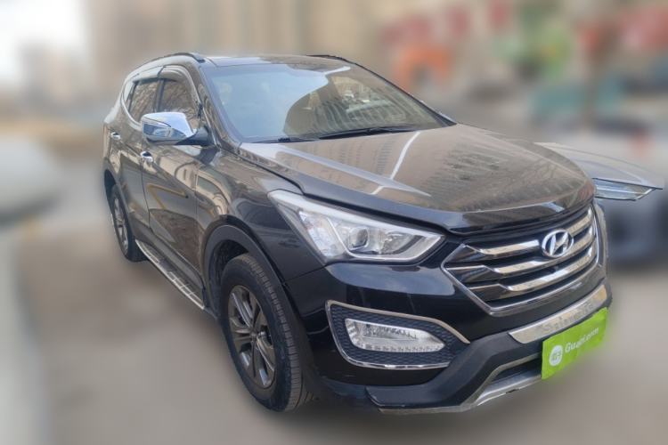 Used Hyundai Santa Fe 2013 2.4L Automatic Two-Wheel Drive Smart Version