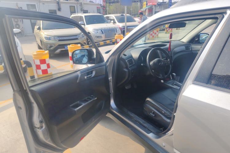 Used Subaru Forester 2011 2.5XS Automatic Luxury Edition Driver Seat