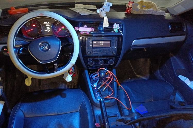 Used Volkswagen Sagitar 2015 1.6L Automatic Comfort Model
