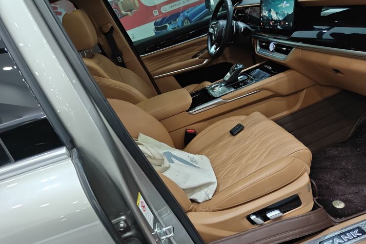 Used Tank 500 New Energy 2023 Hi4-T
