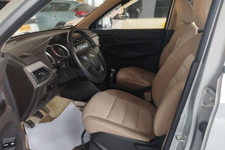 Used Wuling Hongguang 2018 1.5L S Standard Version L2B
