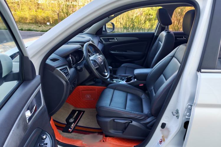 Used CHANGAN CS75 2017 Shangkui Edition 1.5T Automatic Fengxiang Model
