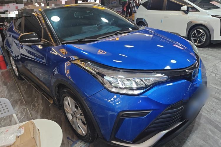 Used Toyota IZOA 2021 Dual-Motor 2.0L Yi Xing Edition
