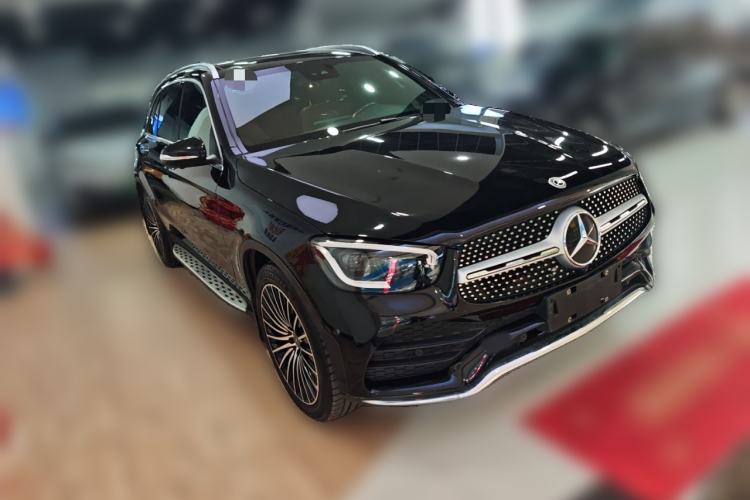 Used Mercedes-Benz GLC 2020 GLC 300 L 4MATIC Luxury Model Front Right 45 Deg