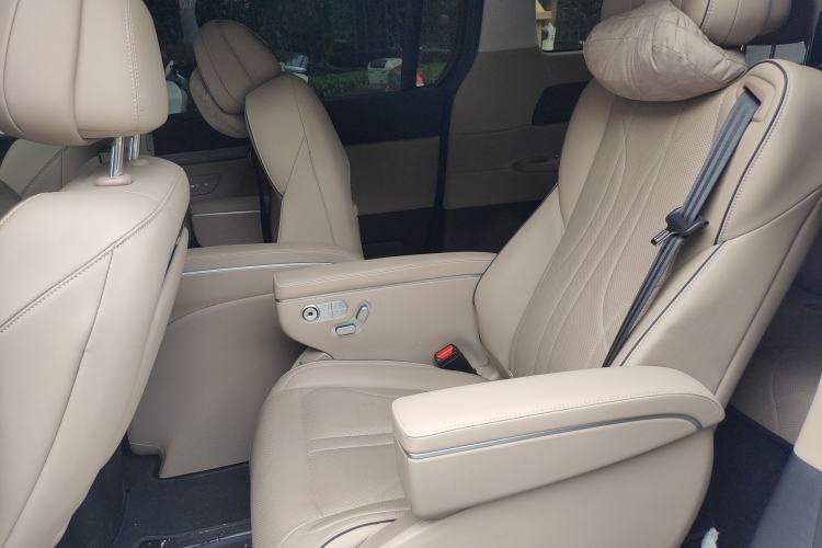 Used XPeng X9 2024 702 Ultra-Long Range Max