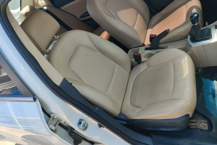 Used JAC Group J6 A30 2013 1.5L Manual Luxury Model China IV Standard
