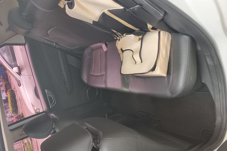 Used Geely Auto Vision X3 2019 Upgraded Model 1.5L Manual Luxury Version
