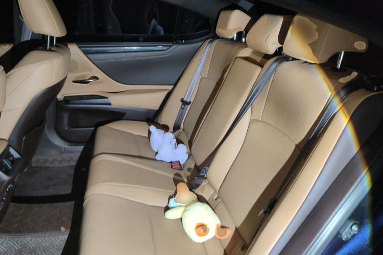 Used Lexus ES 2020 200 Excellence Edition
