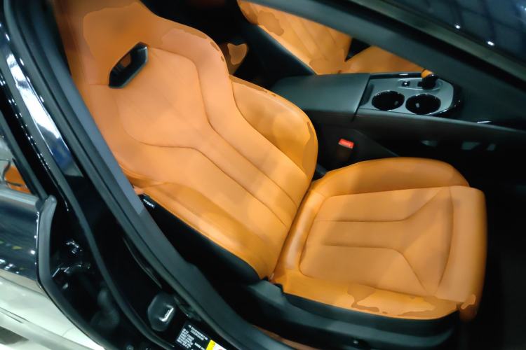 Used Changan UNI-V 2025 Model Third-Generation 2.0T Dynamic Edition