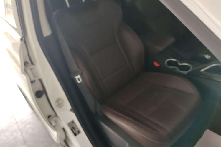 Used FORTHING T5 2022 Shengshi Edition 1.5T Automatic Dream Version Five Seats
