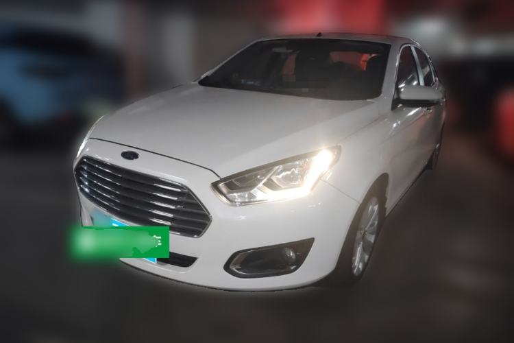 Used Ford Escort 2015 1.5L Automatic Fashion Model