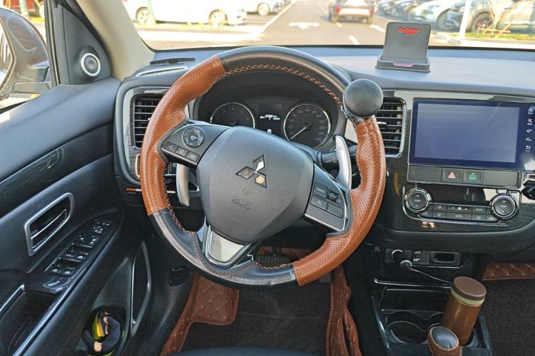 Used Mitsubishi Outlander 2018 2.4L 4x4 Elite Edition 5 Seats