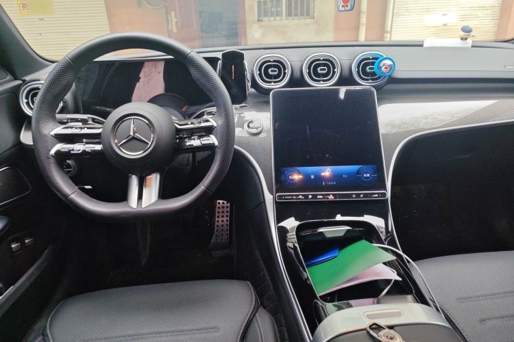 Used Mercedes-Benz C-Class New Energy 2025 C 350 eL Center Console