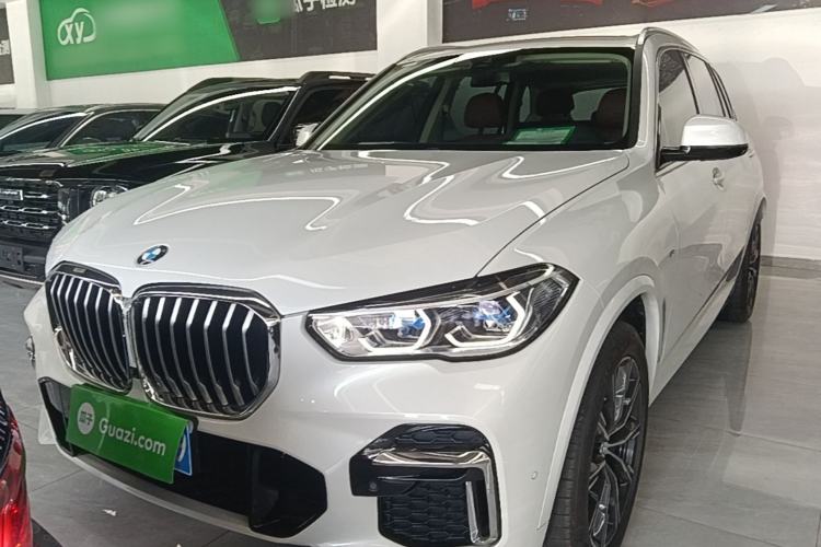 BMW X5 2022 Restyled xDrive 30Li Luxury Version M Sport Package usado
