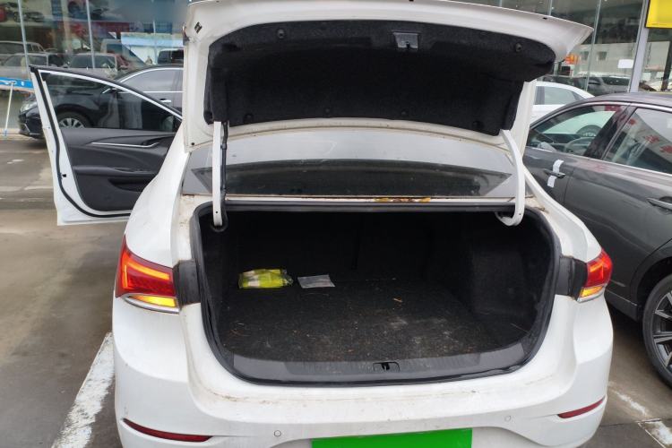 Used Buick GT 2019 18T Automatic Connected Elite Model China VI Standard Trunk