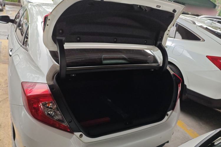 Used Honda Civic 2019 220TURBO CVT Power Edition China V Trunk