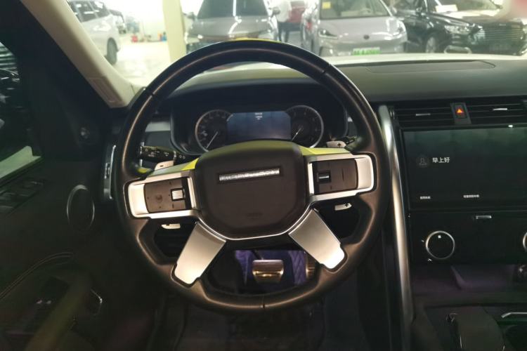 Used Land Rover Discovery 2023 Revised Version 360 PS R-Dynamic S